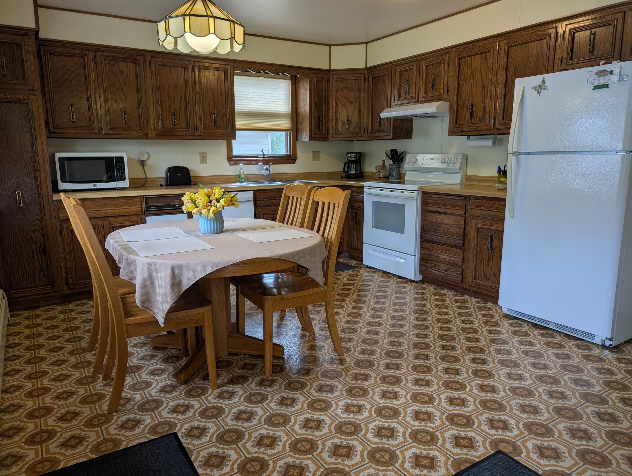1124 8th St, International Falls, MN 56649