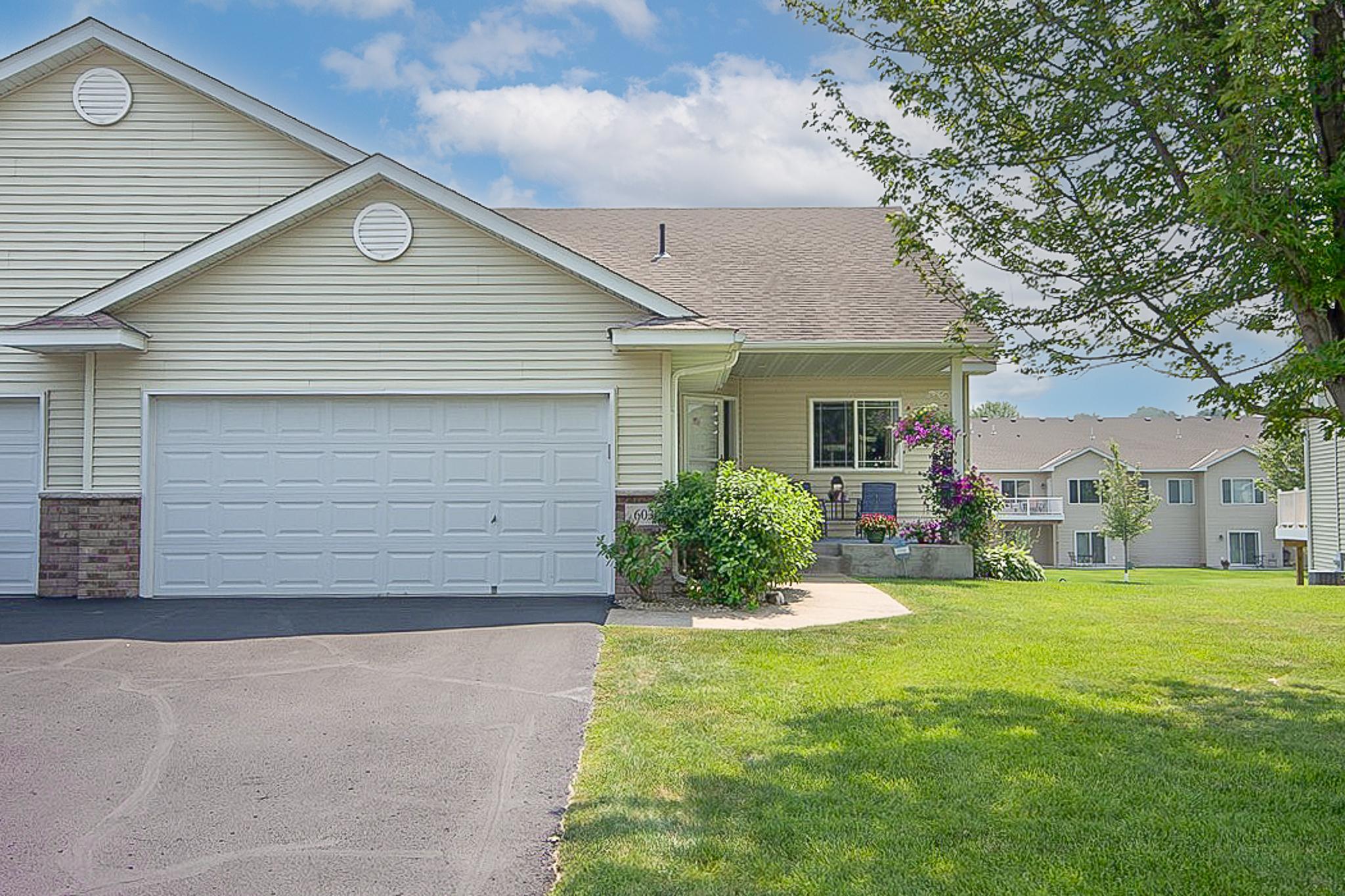 603 Bluffs Pw, Buffalo, MN 55313