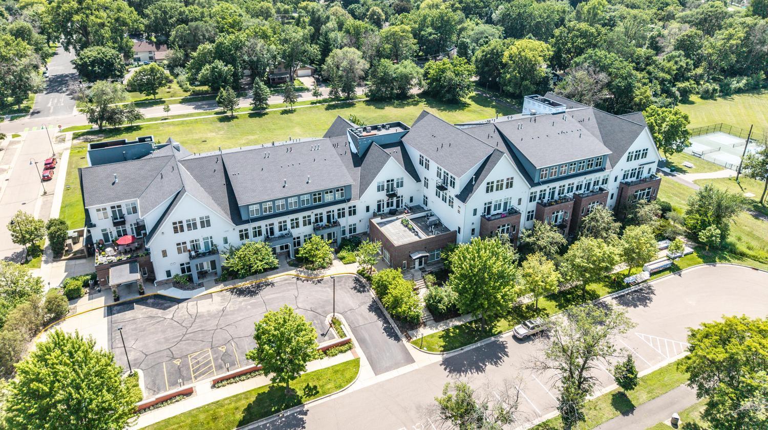 301 7th St W #2203, Northfield, MN 55057