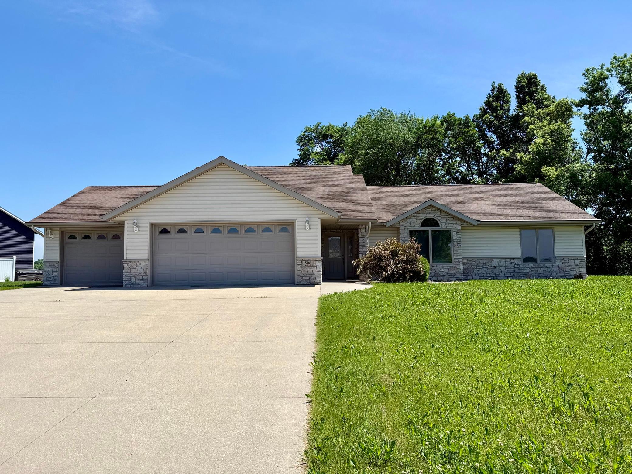 508 Prairie Ln, Long Prairie, MN 56347