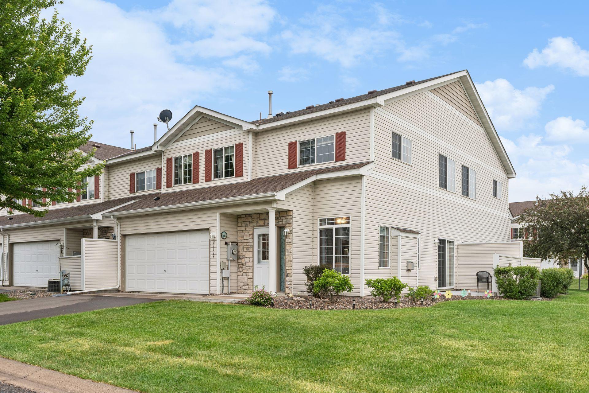 21172 S Morgan Dr, Forest Lake, MN 55025