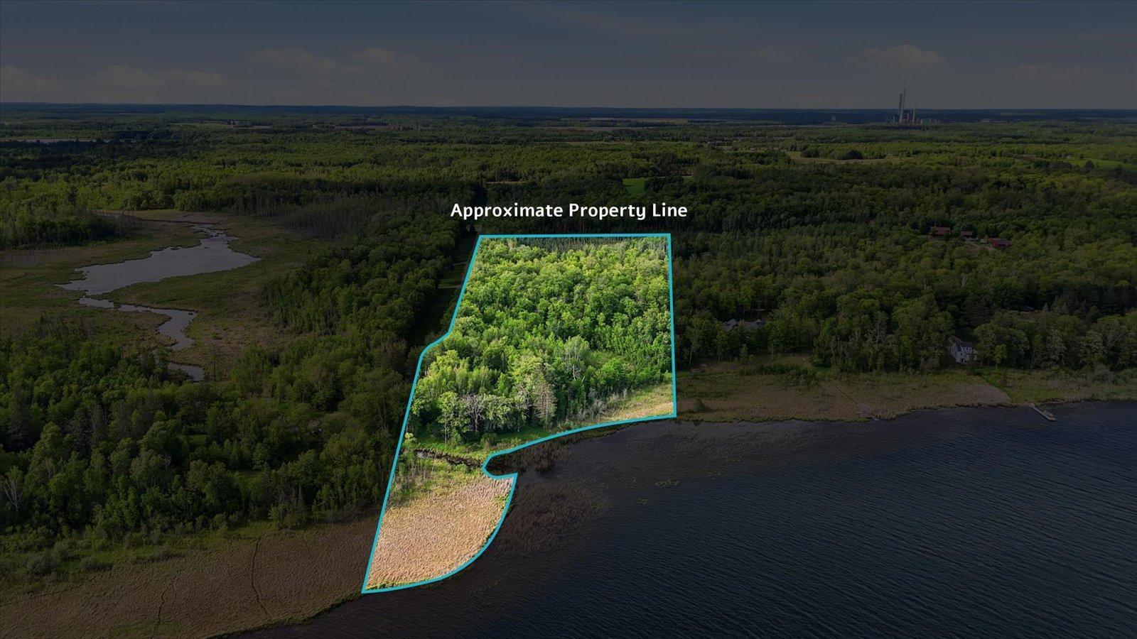 23506 Bezanis Rd, Cohasset, MN 55721
