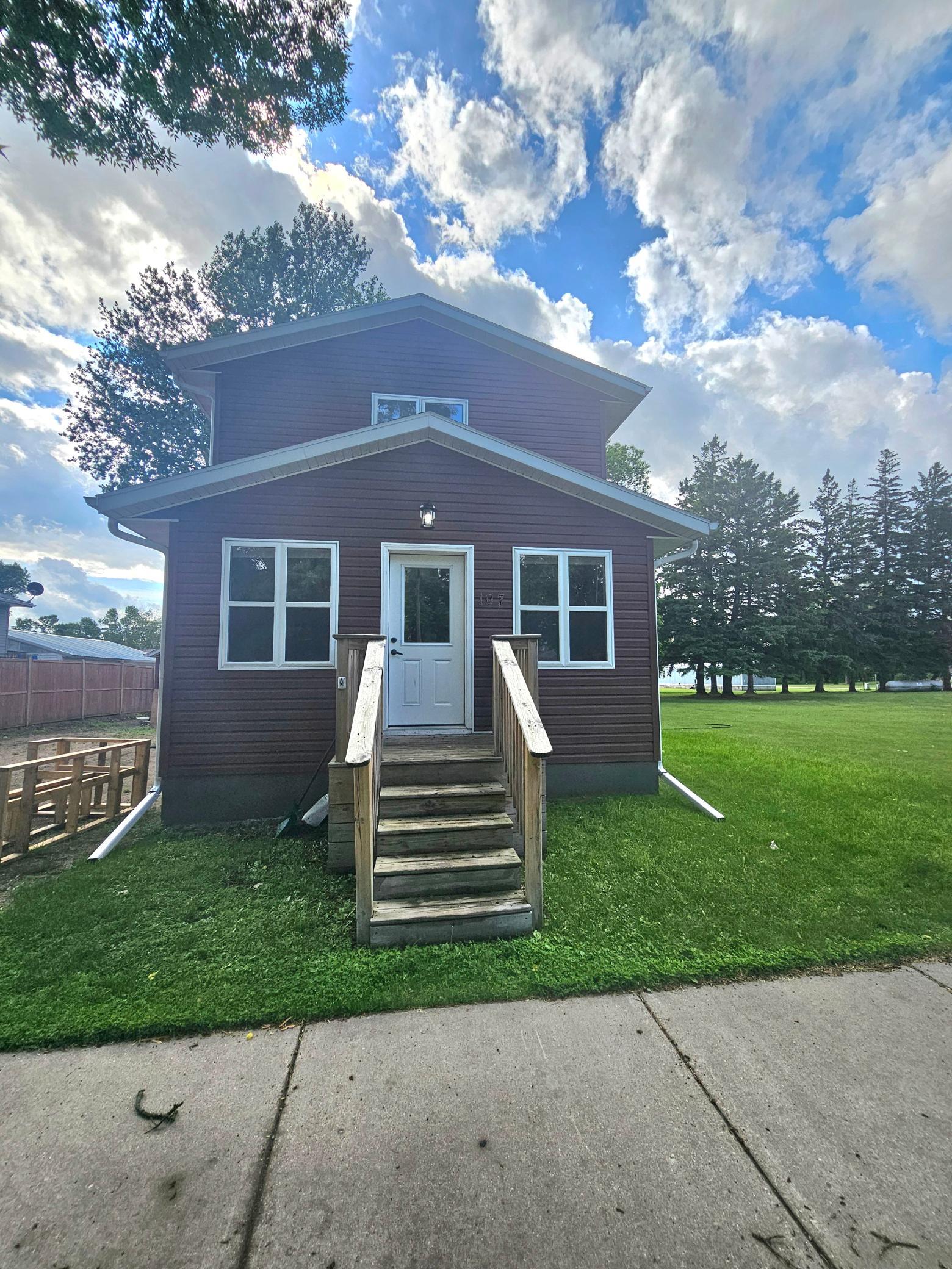 107 Melgaard St, Viking, MN 56760