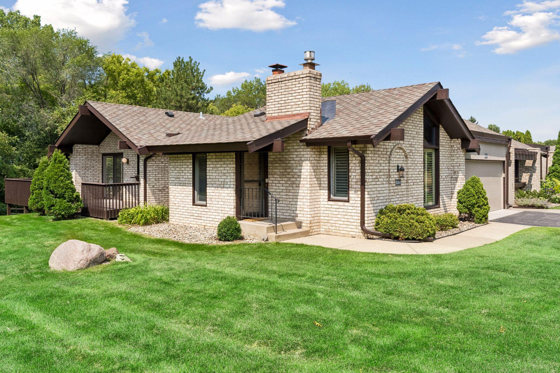 8064 Pennsylvania Rd, Bloomington, MN 55438