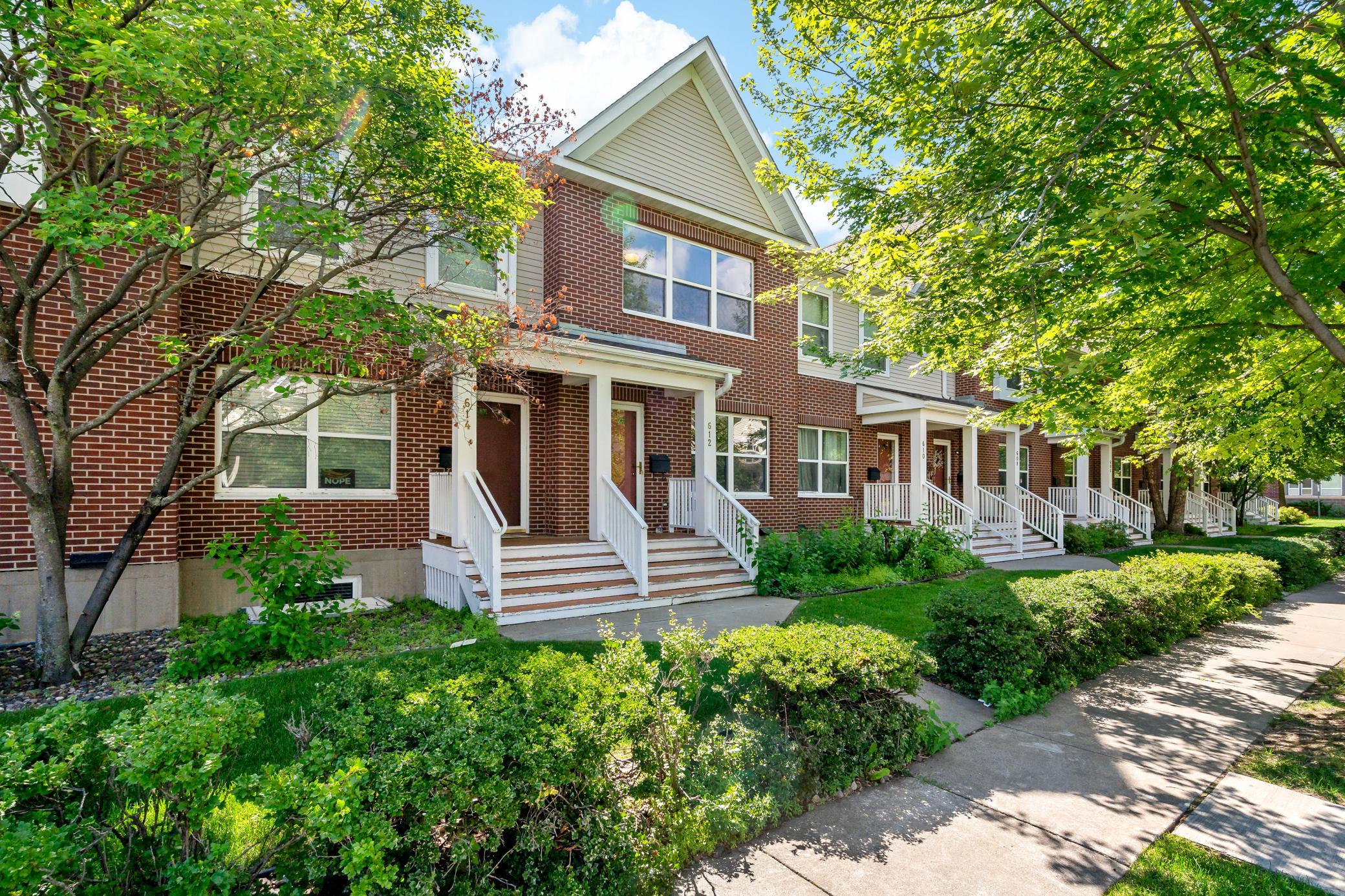 612 1st Ave NW, Osseo, MN 55369