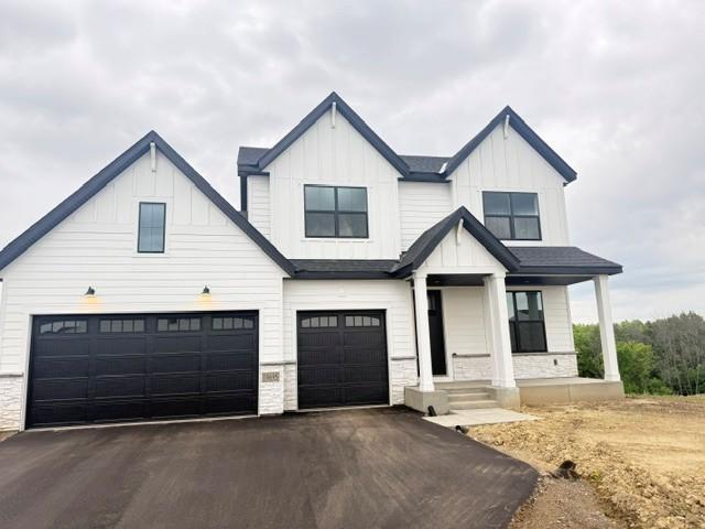 10695 Ithaca Ln N, Maple Grove, MN 55369