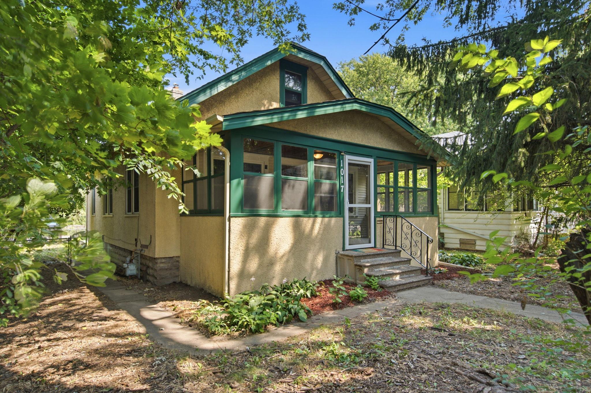 1017 Maryland Ave E, Saint Paul, MN 55106