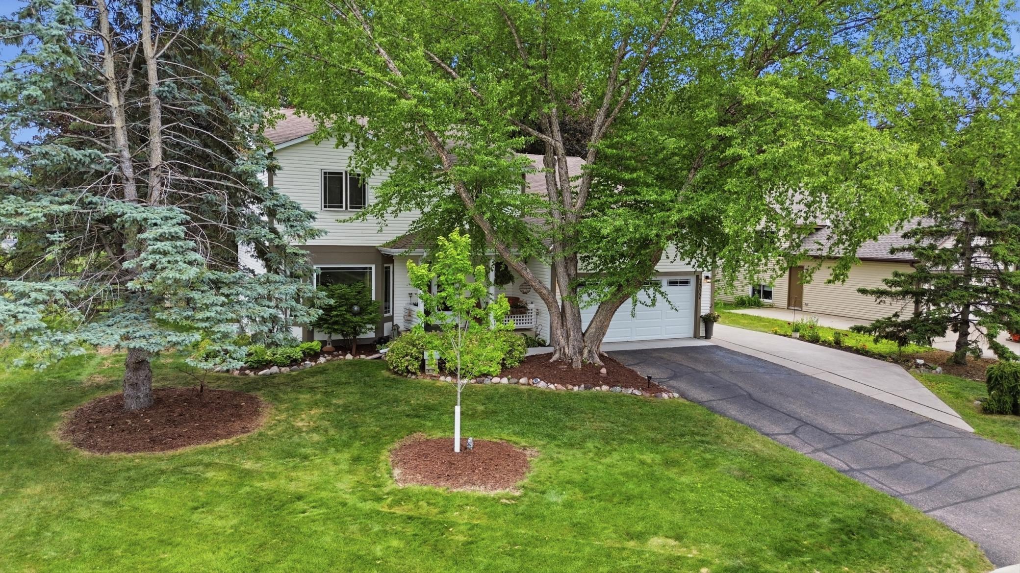 7307 Jensen Ave S, Cottage Grove, MN 55016
