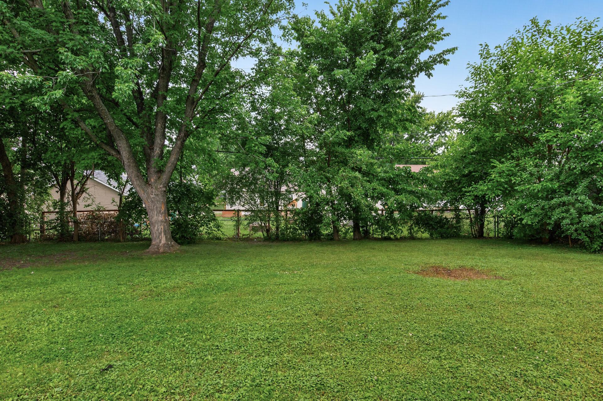3815 Yates Ave N, Crystal, MN 55422