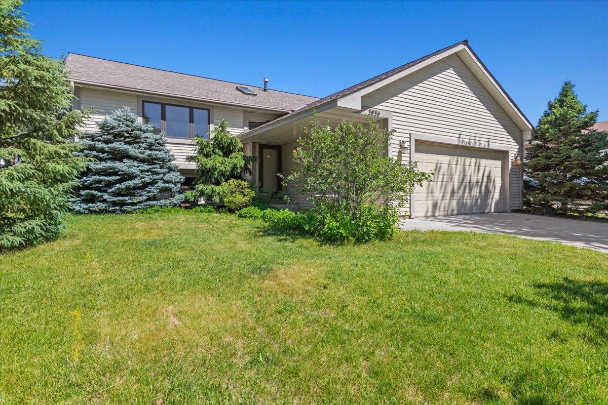 3836 Westbury Ln, Eagan, MN 55123