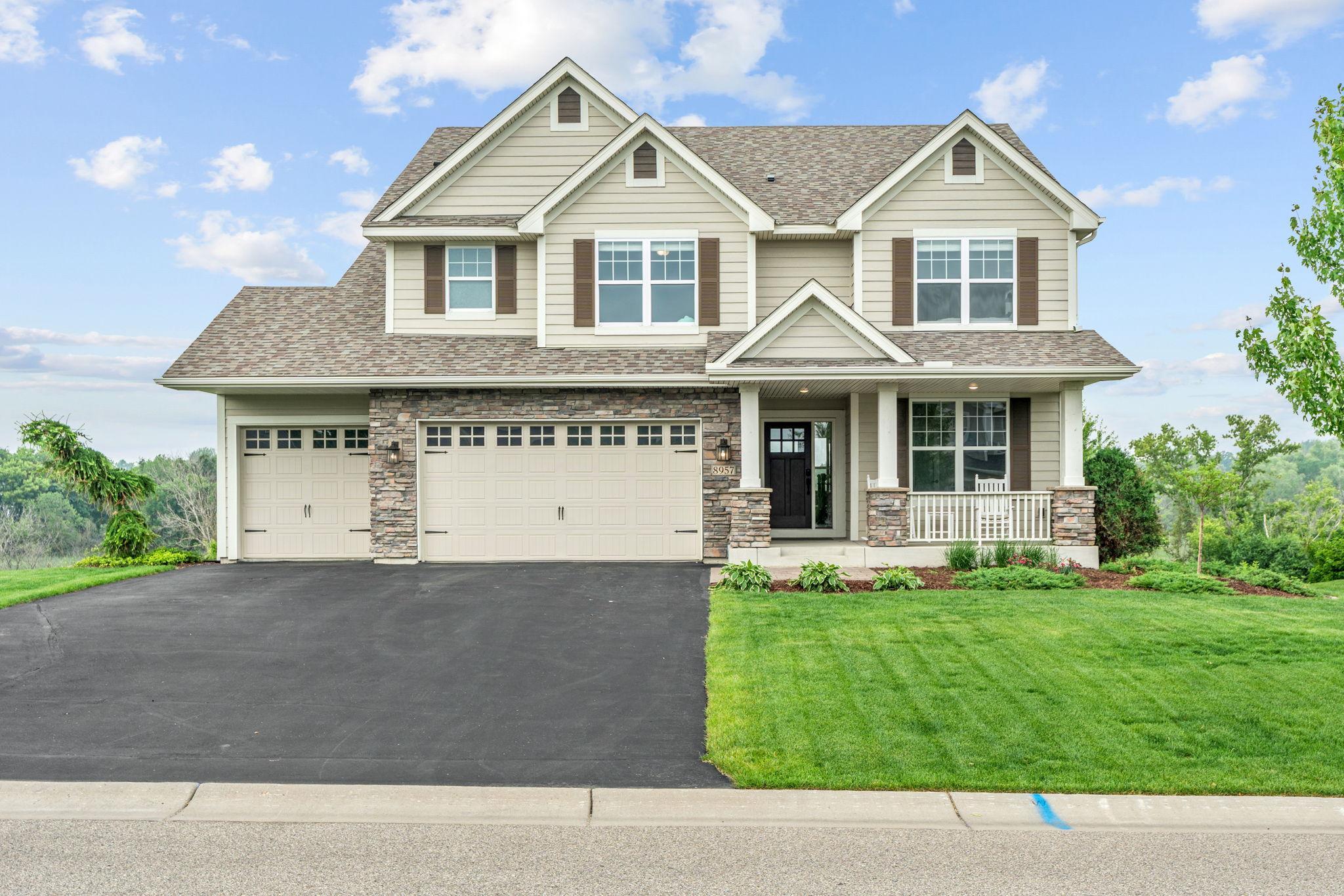 8957 Lakeside Dr, Victoria, MN 55386