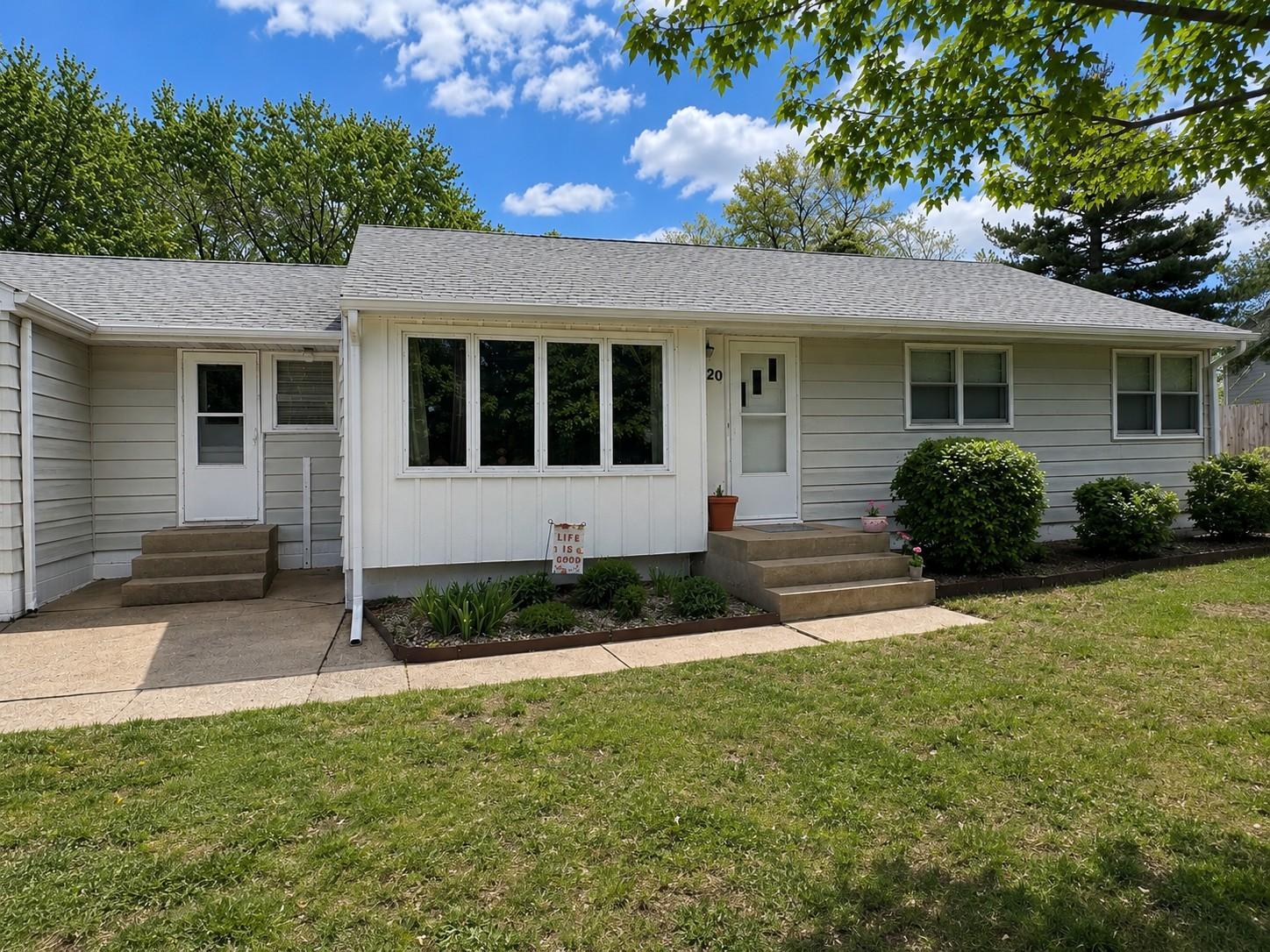 5120 Irondale Rd, Mounds View, MN 55112