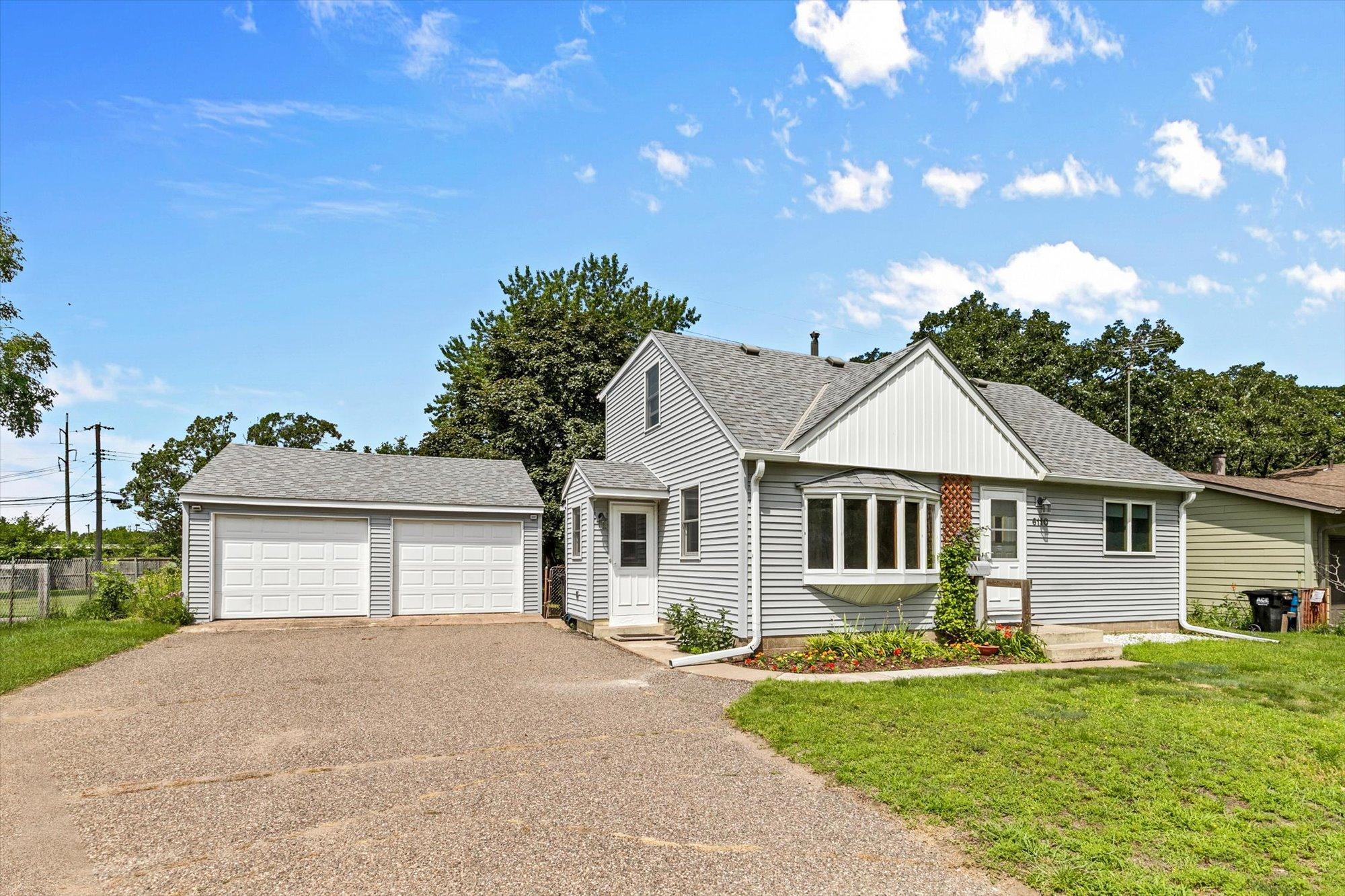 6110 Starlite Blvd NE, Fridley, MN 55432