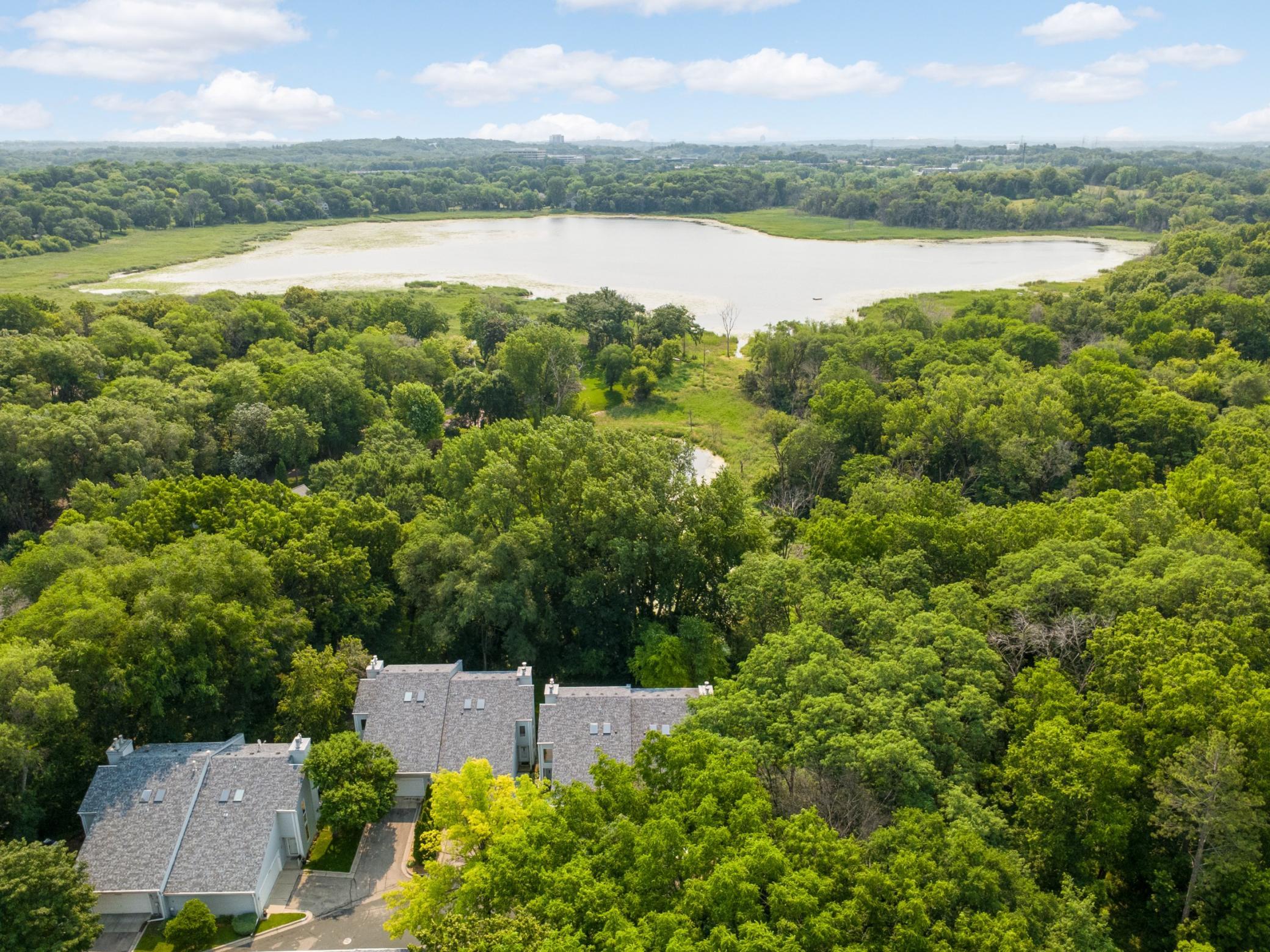 14463 Stewart Ln, Minnetonka, MN 55345