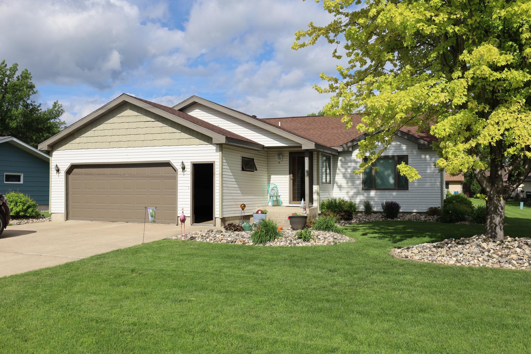 736 Main St, Breckenridge, MN 56520