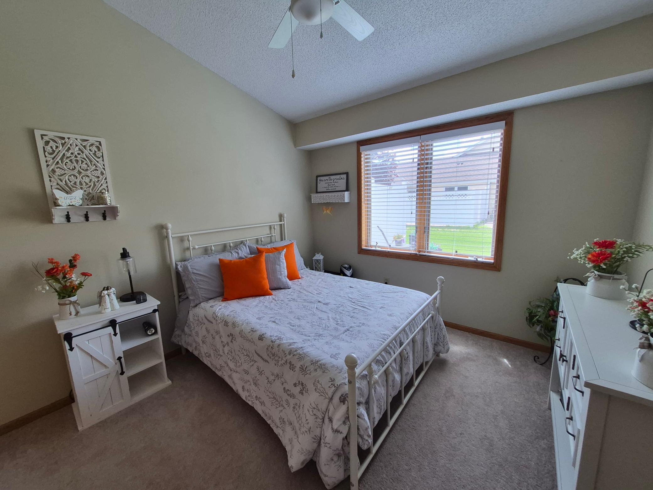 9202 Windsor Ter, Brooklyn Park, MN 55443