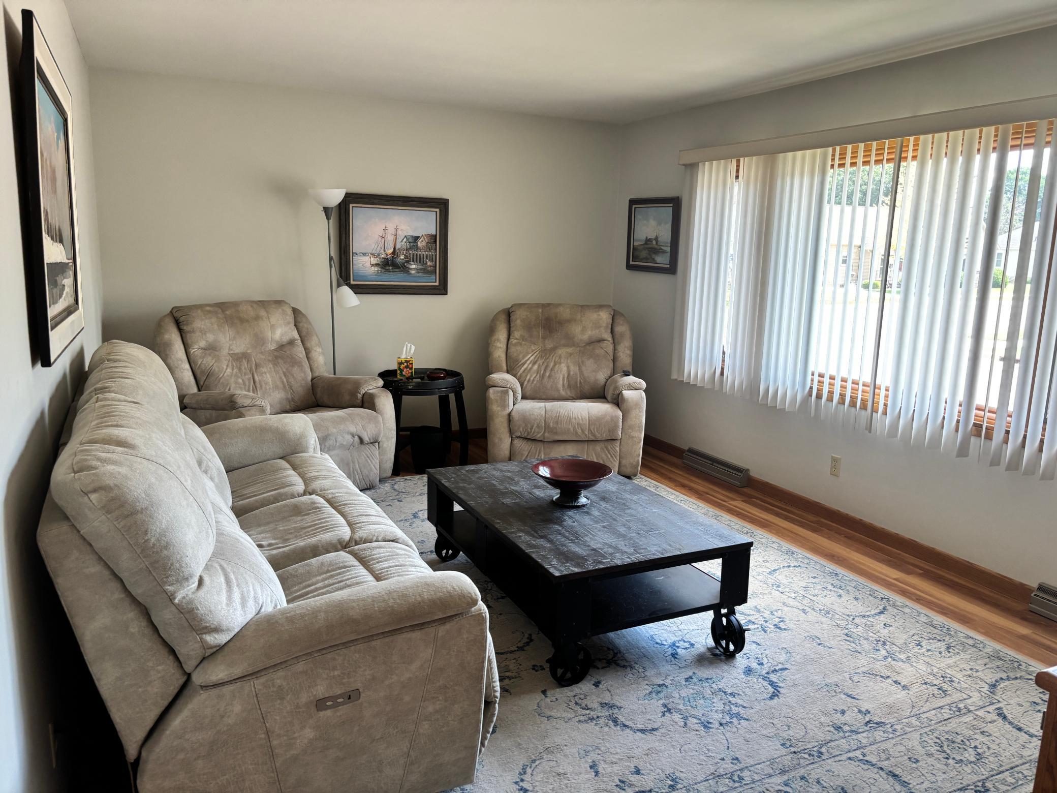 1101 N North Ave, Fairmont, MN 56031