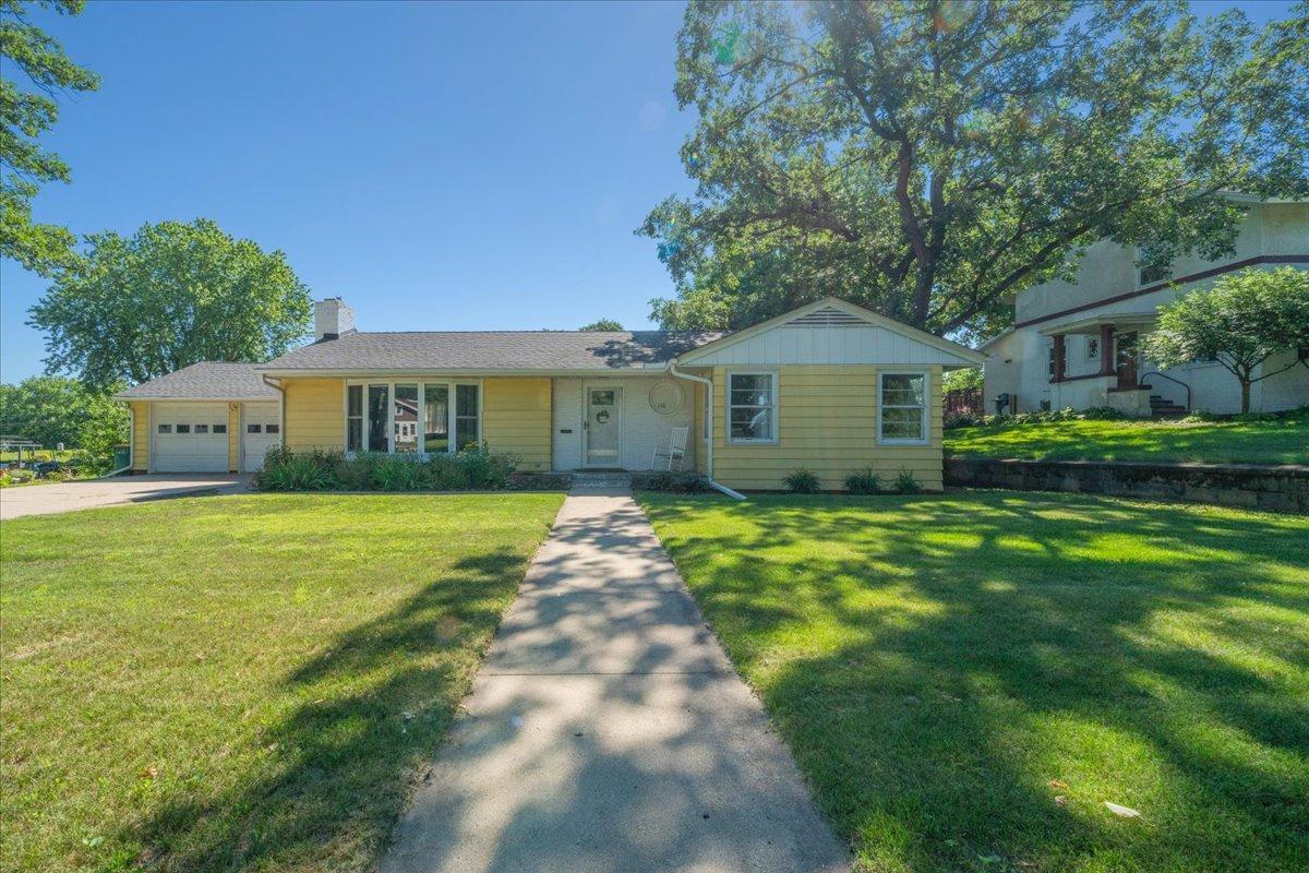 110 Main St N, Sauk Centre, MN 56378
