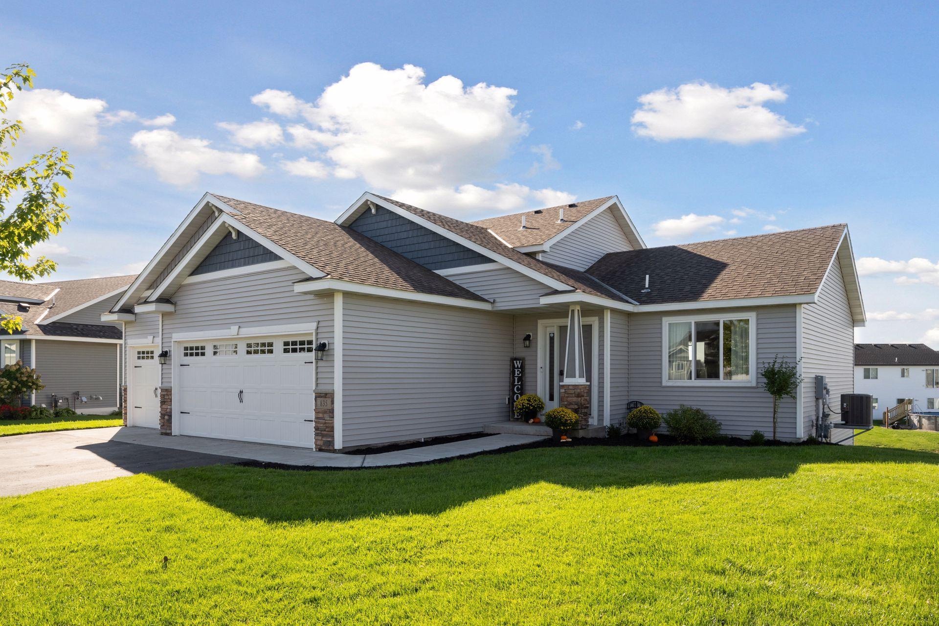 835 10th St, Clearwater, MN 55320