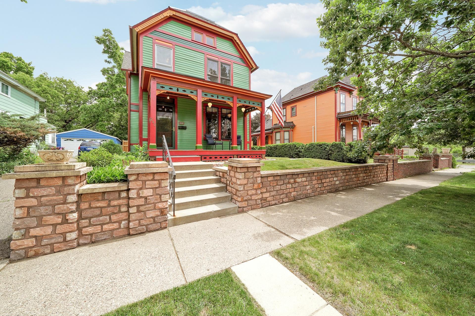 280 Duke St, Saint Paul, MN 55102