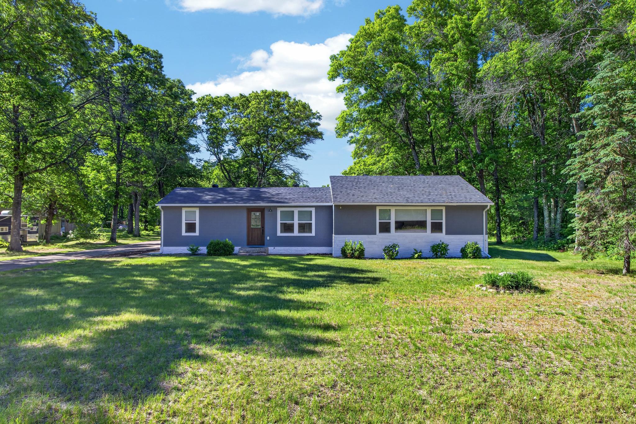5335 Pine Beach Rd, Brainerd, MN 56401