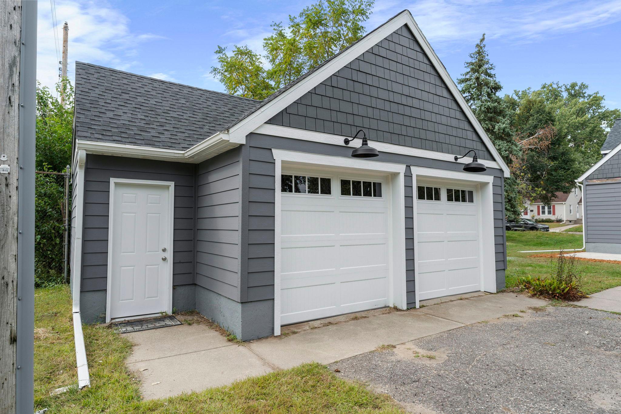 5003 Fairview Ave N, Crystal, MN 55429