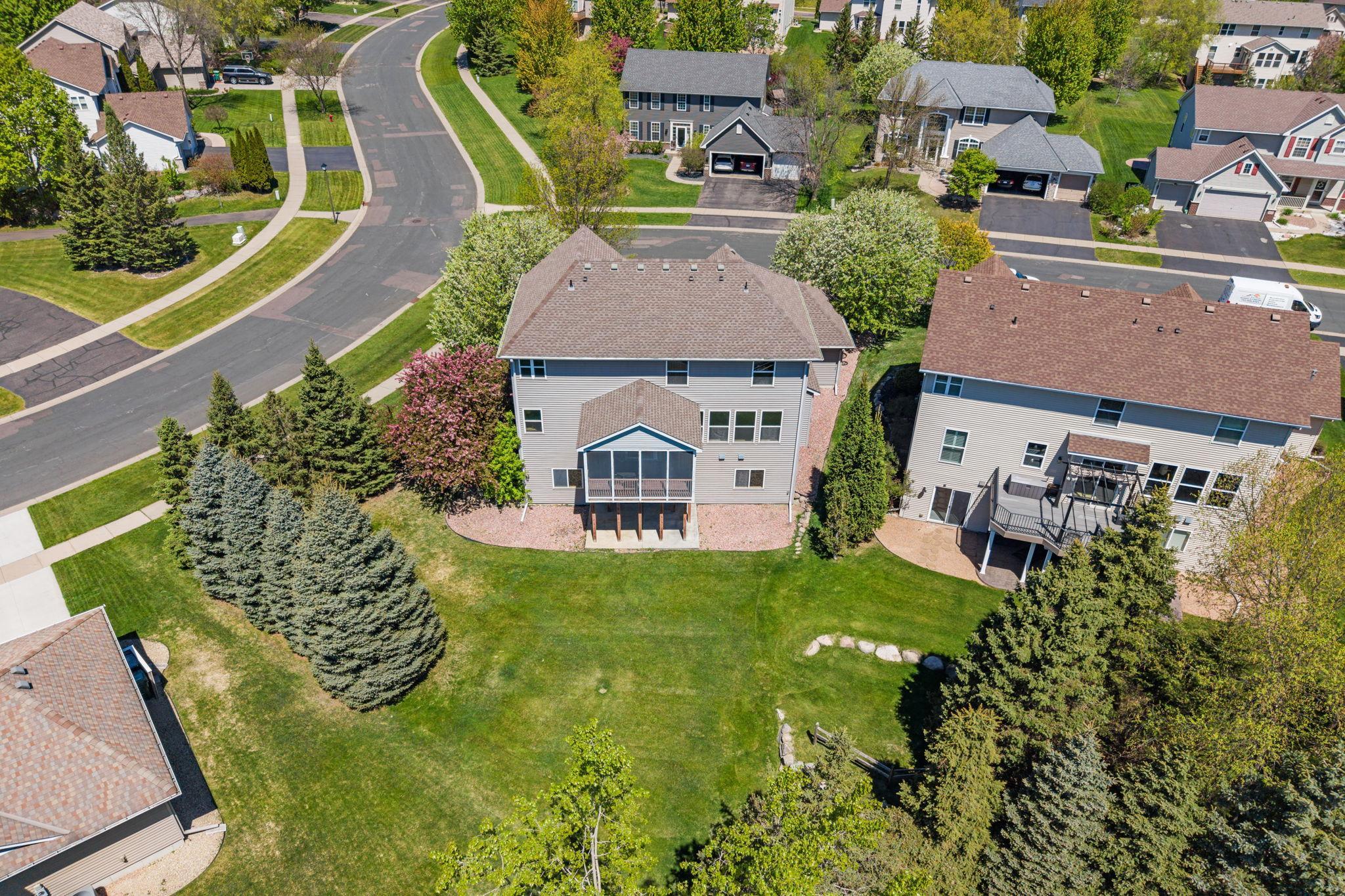 16993 66th Ave N, Maple Grove, MN 55311