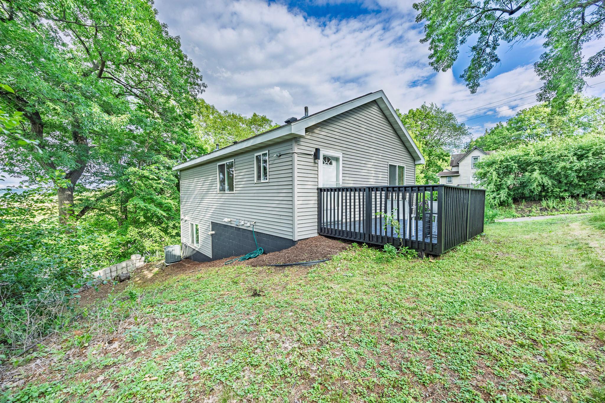 601 Annapolis St E, Saint Paul, MN 55118