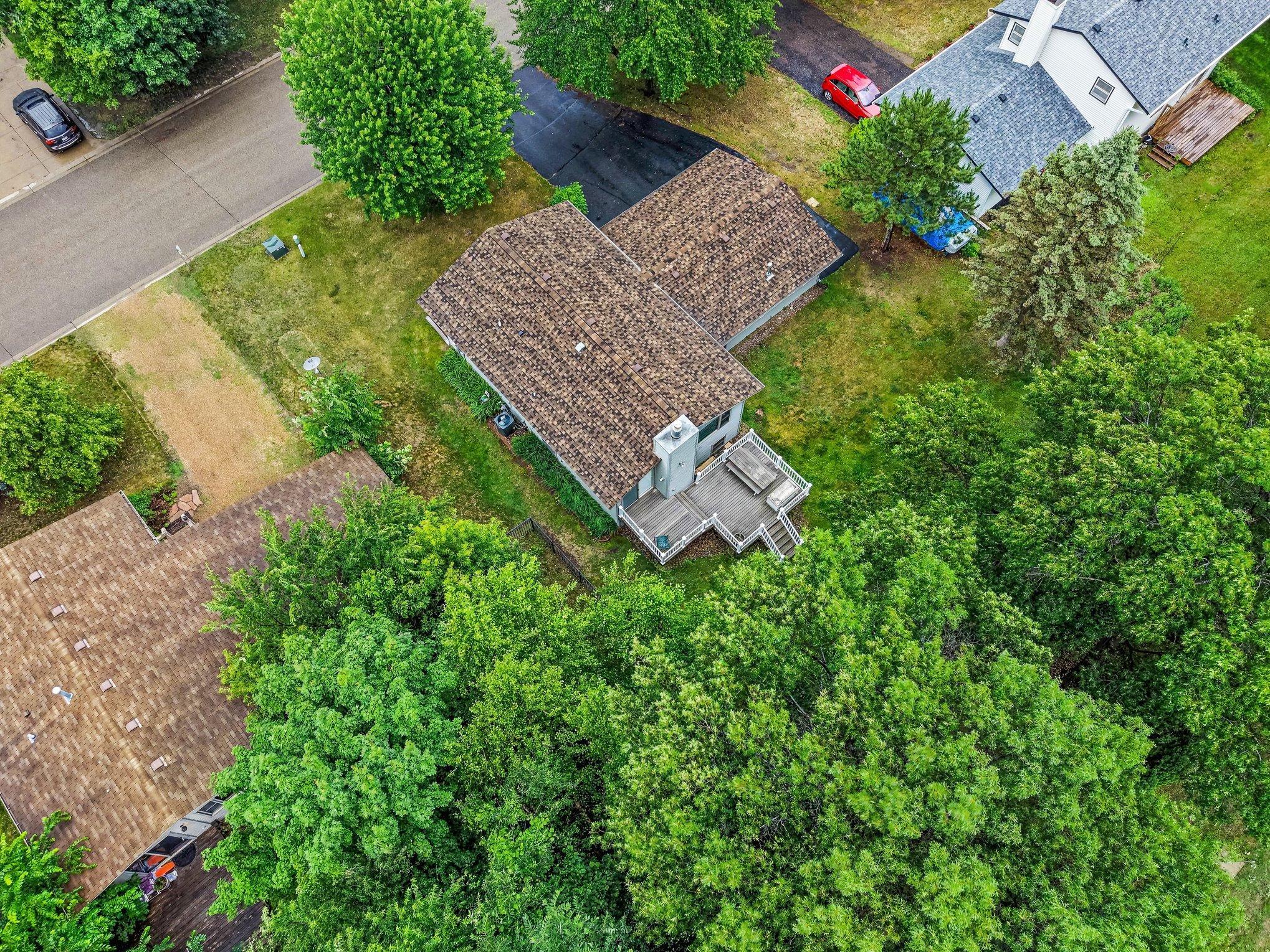 2288 Phylis Ct E, Maplewood, MN 55119