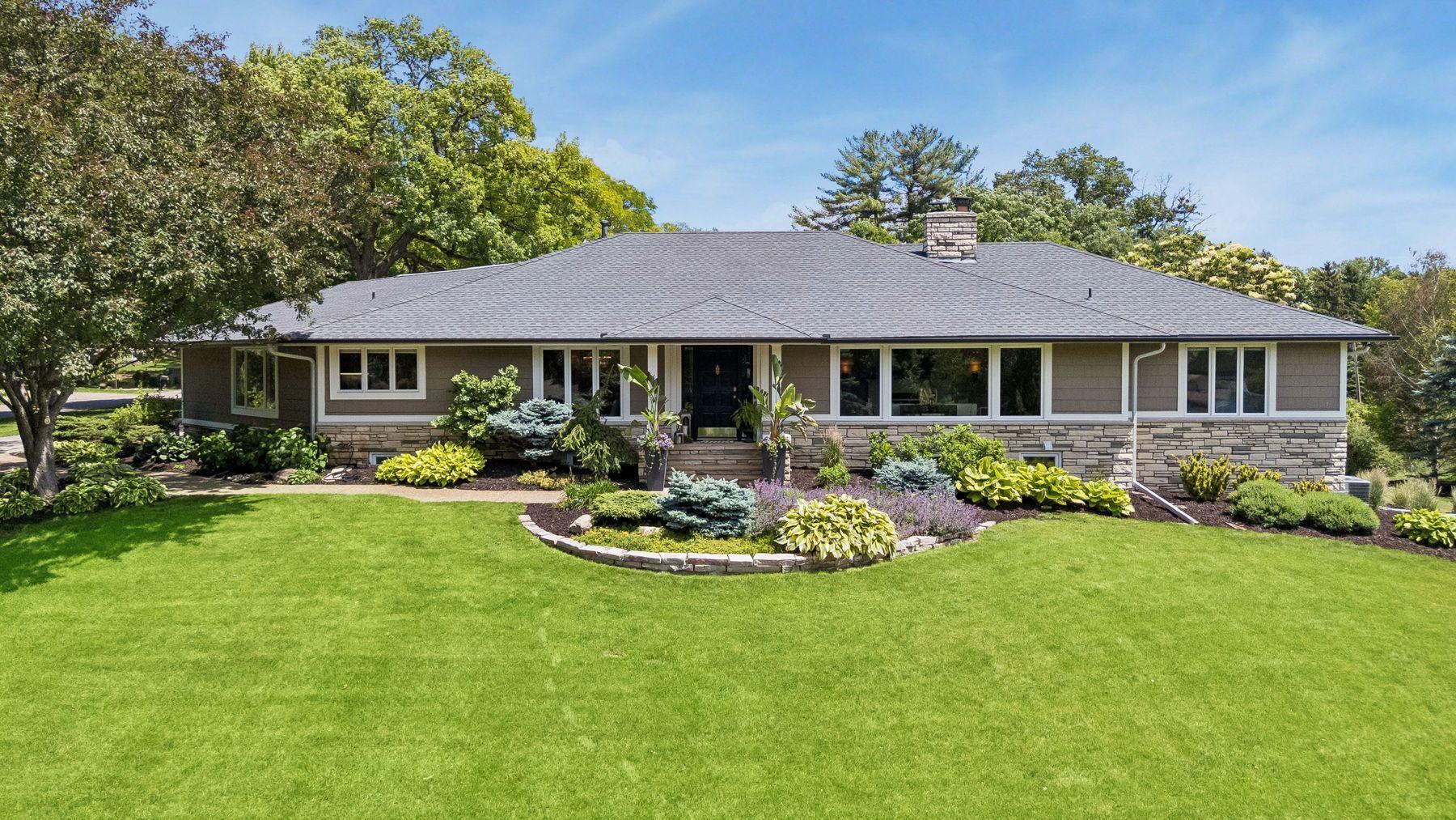 6641 Parkwood Rd, Edina, MN 55436