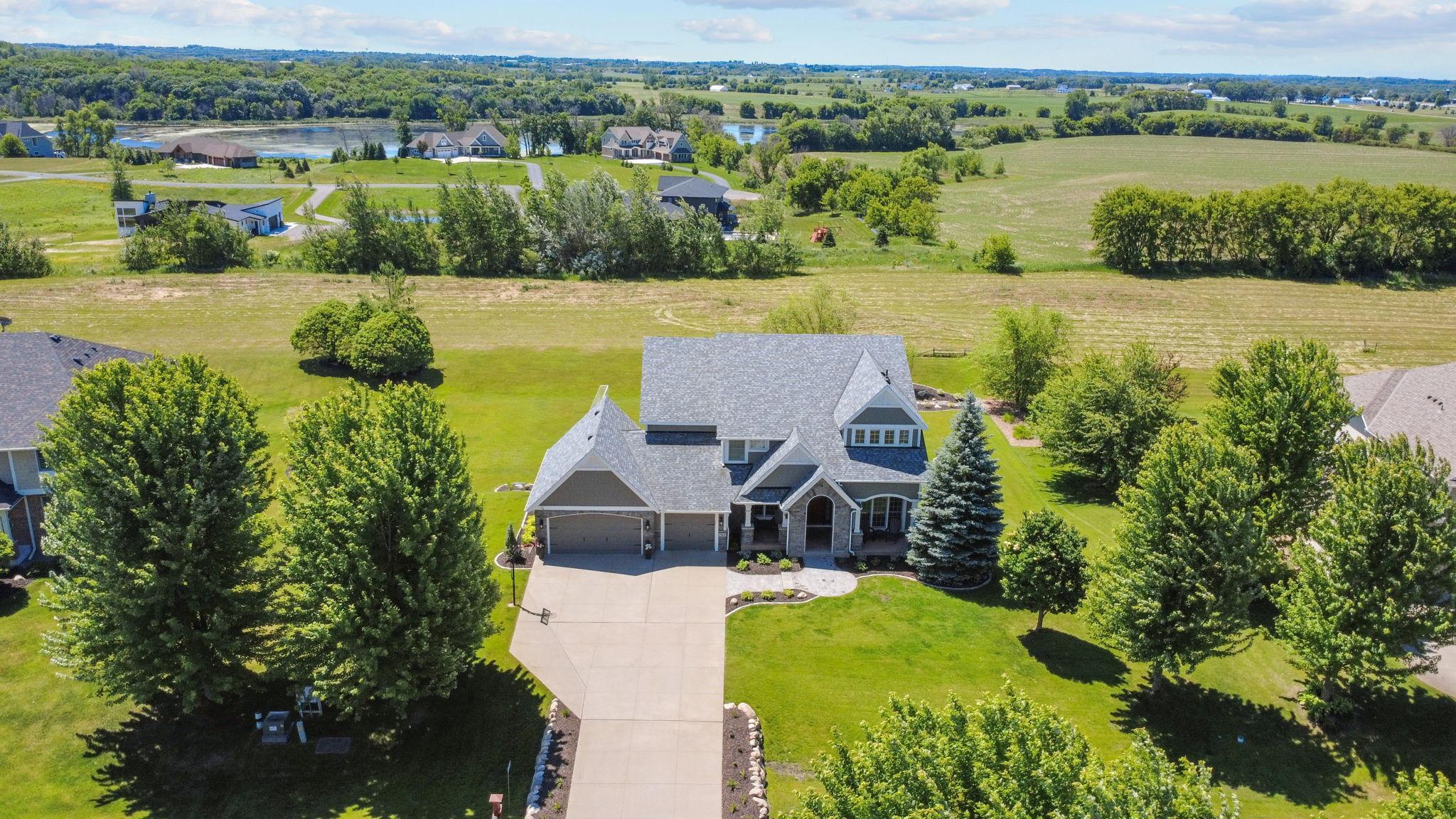 7525 Territory Ps, Lakeville, MN 55044