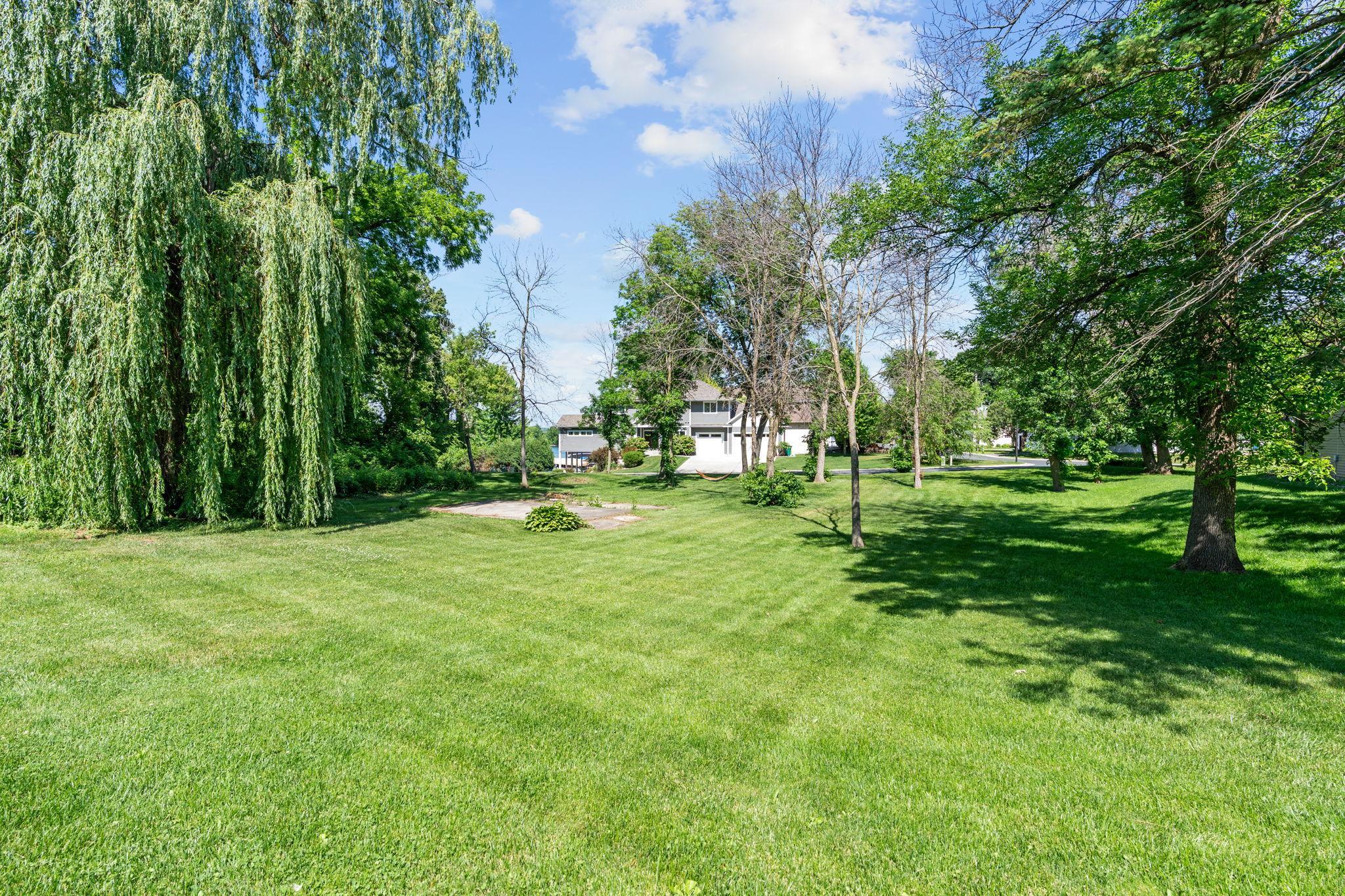 15648 Calmut Ave NE, Prior Lake, MN 55372