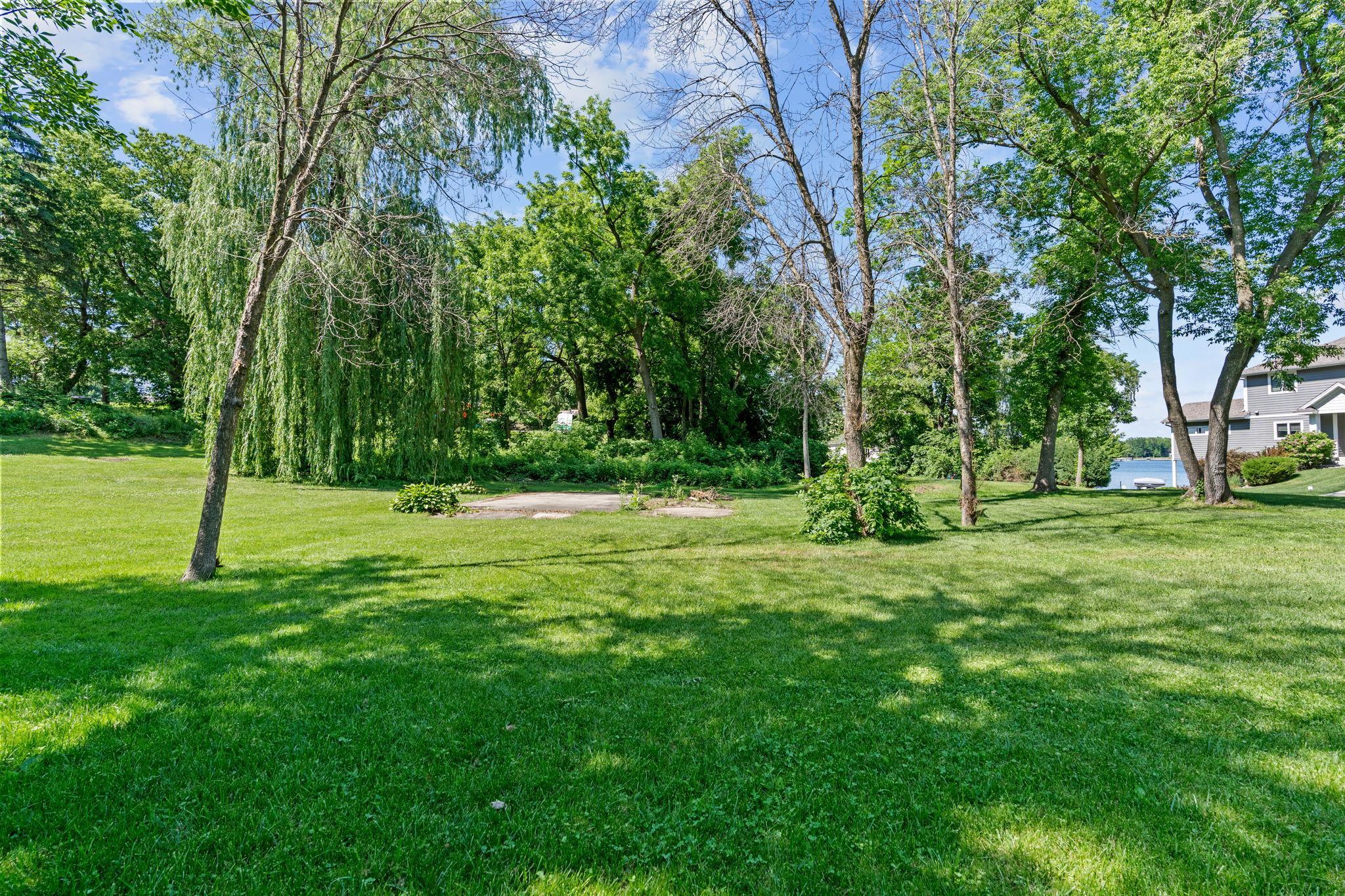 15648 Calmut Ave NE, Prior Lake, MN 55372