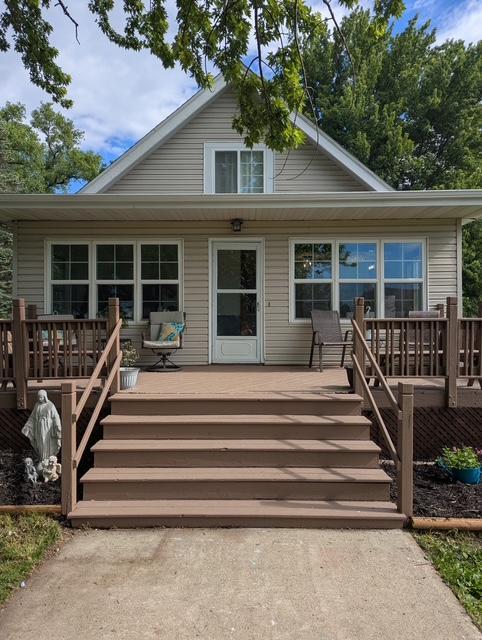 48760 10th Ave, Kenyon, MN 55946