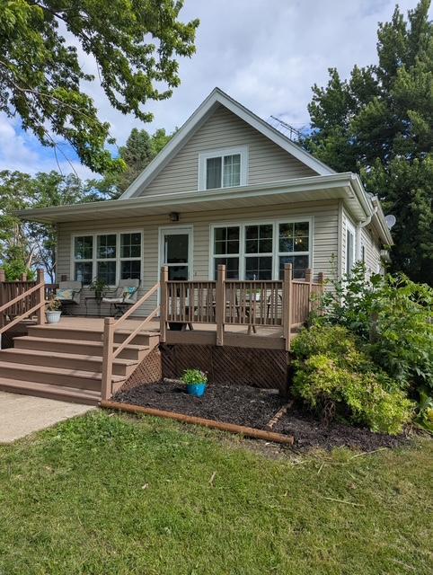 48760 10th Ave, Kenyon, MN 55946