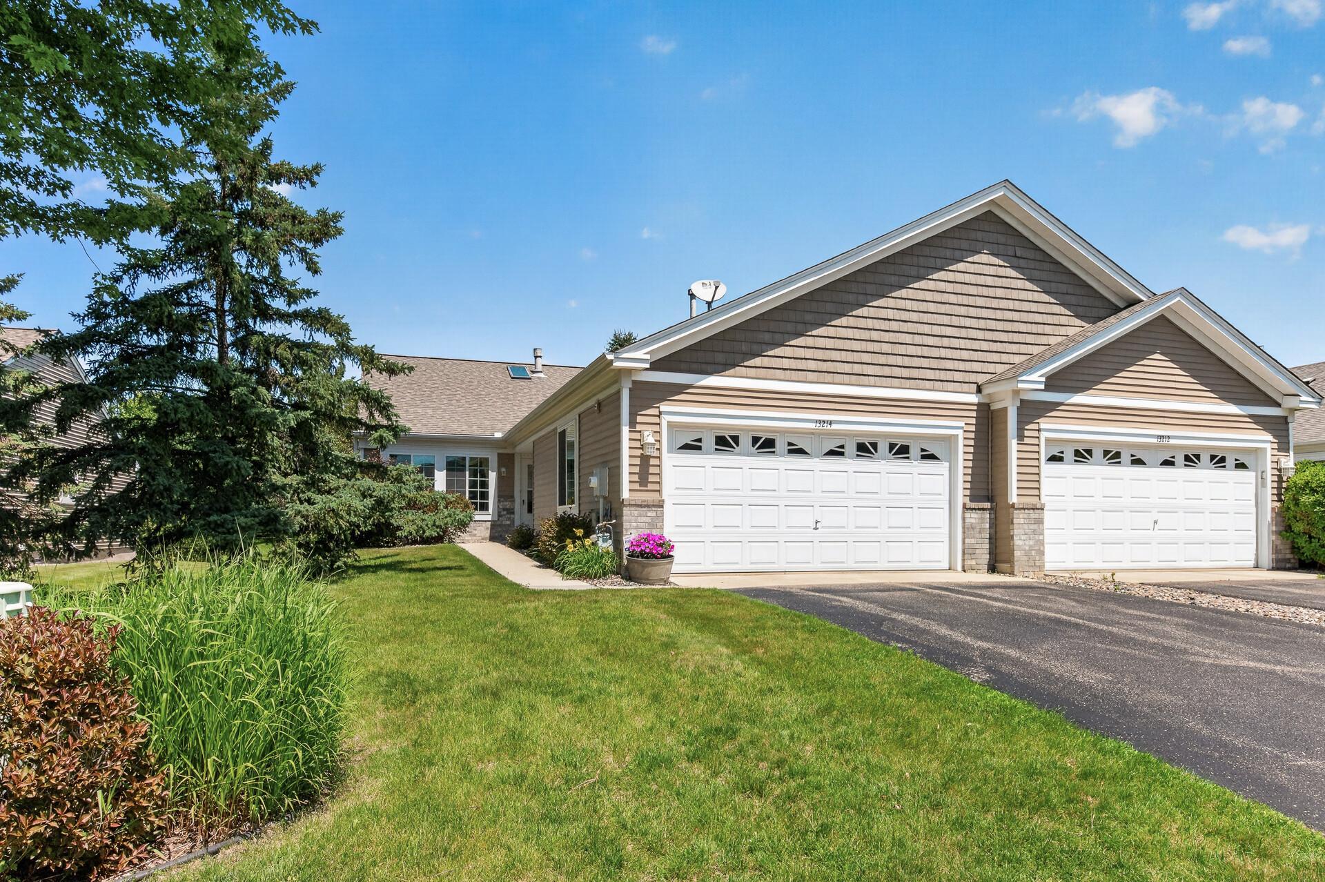 13214 Spencer Sweet Pea Ln, Eden Prairie, MN 55347