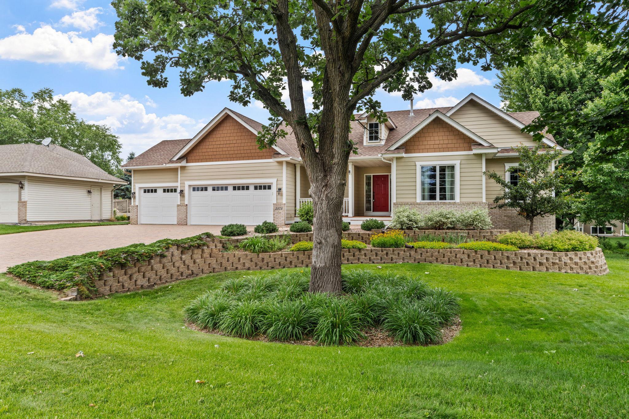 2373 Quail Creek Pw NE, Blaine, MN 55449
