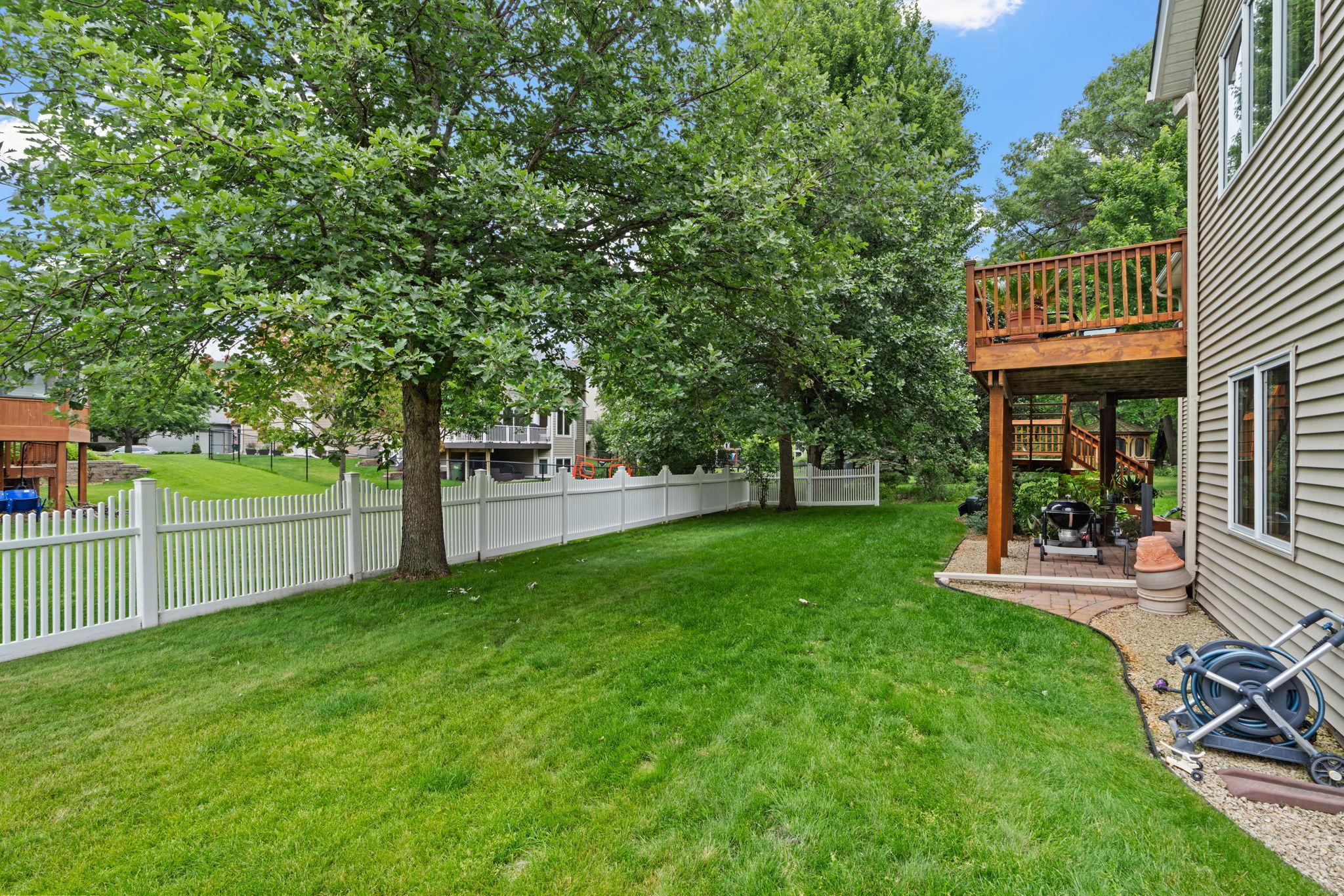 2373 Quail Creek Pw NE, Blaine, MN 55449