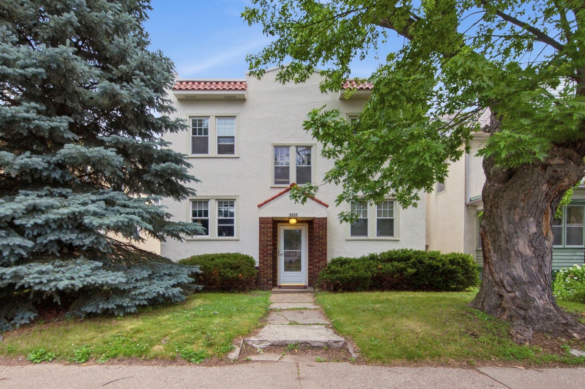 3215 Chicago Ave S, Minneapolis, MN 55407