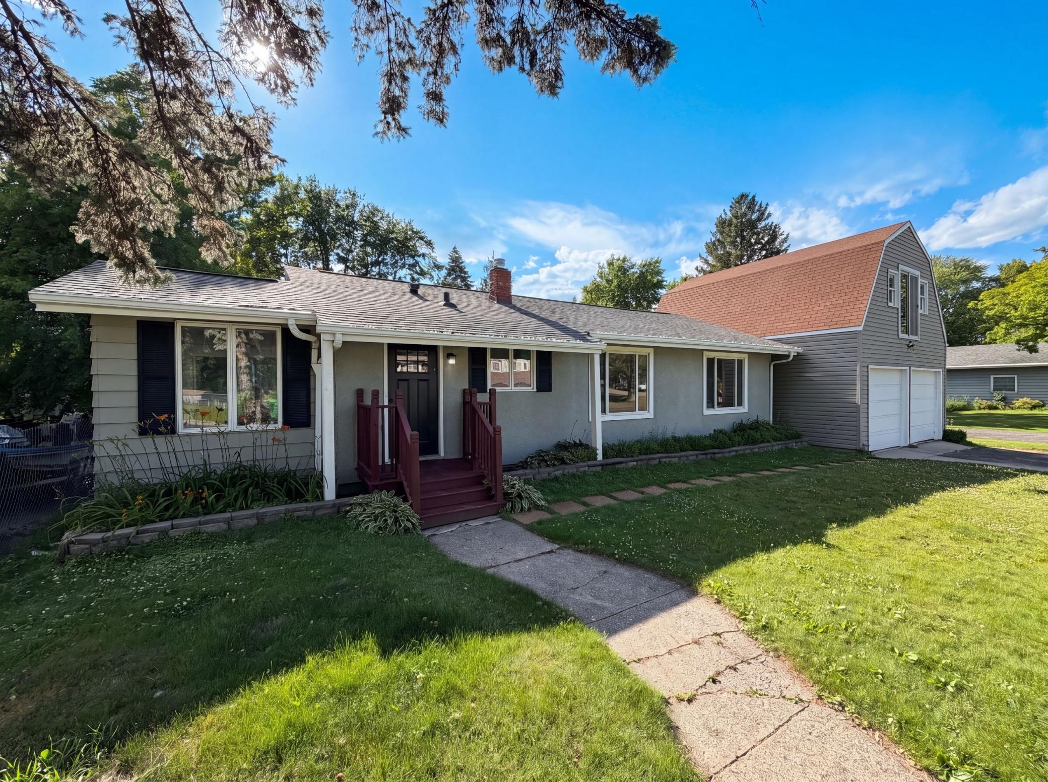 1695 Abell St, Maplewood, MN 55117