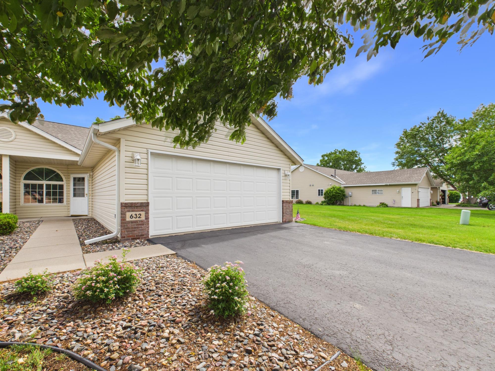 632 Minnesota Ave, Big Lake, MN 55309