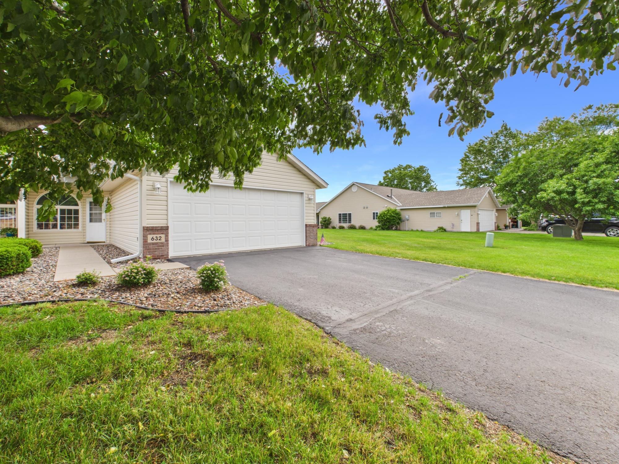 632 Minnesota Ave, Big Lake, MN 55309