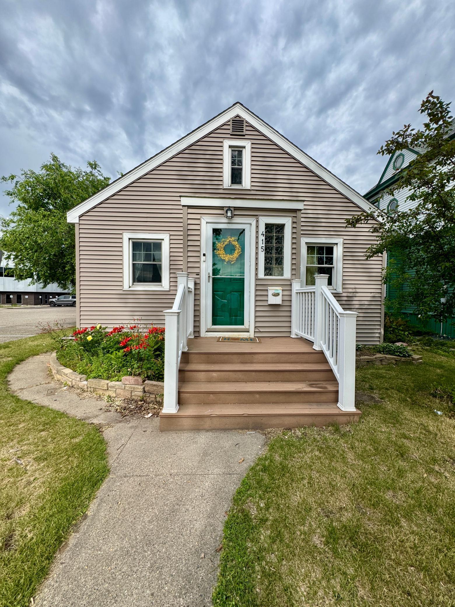 415 America Ave NW, Bemidji, MN 56601