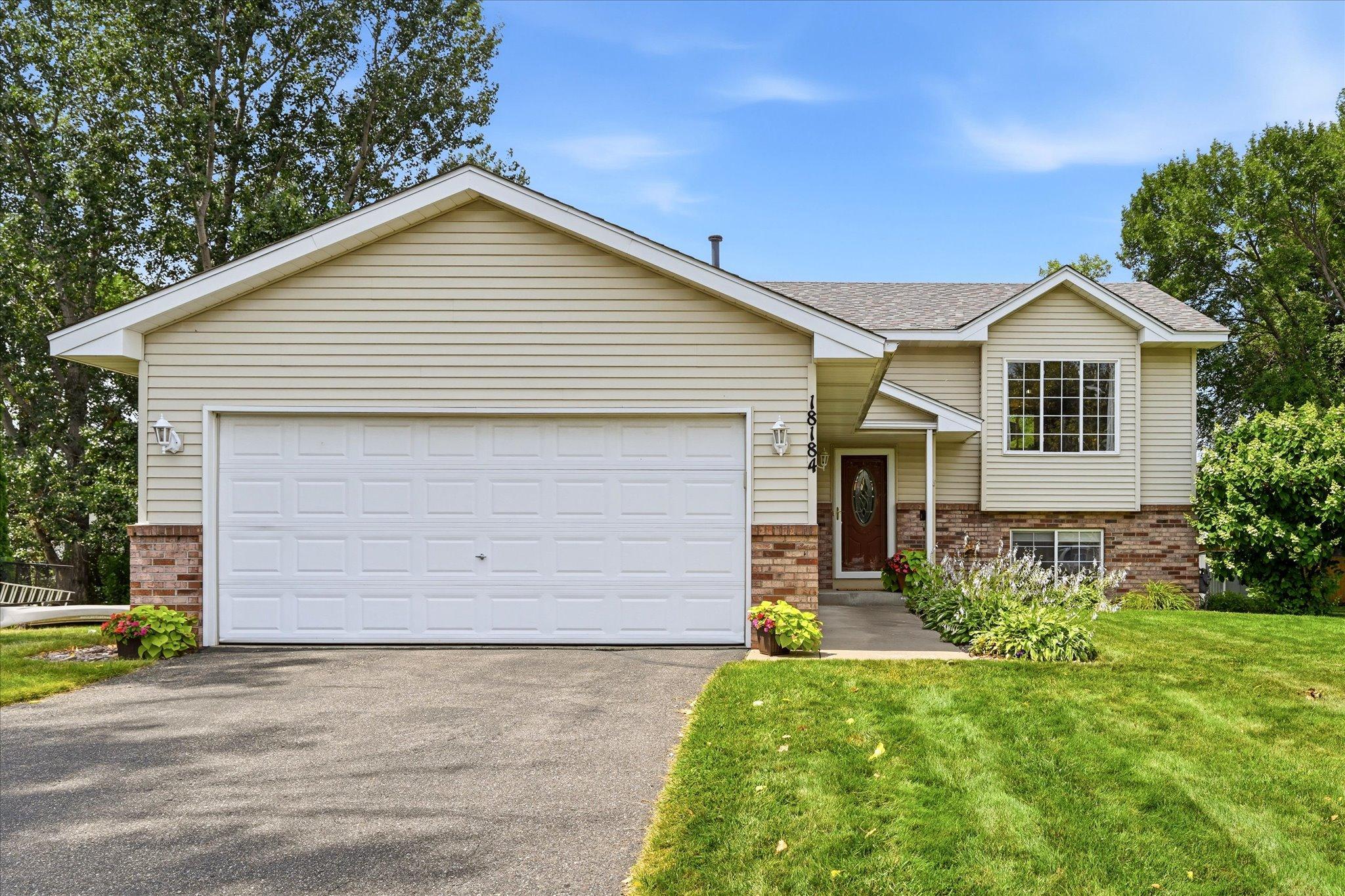 18184 Gary St NW, Elk River, MN 55330