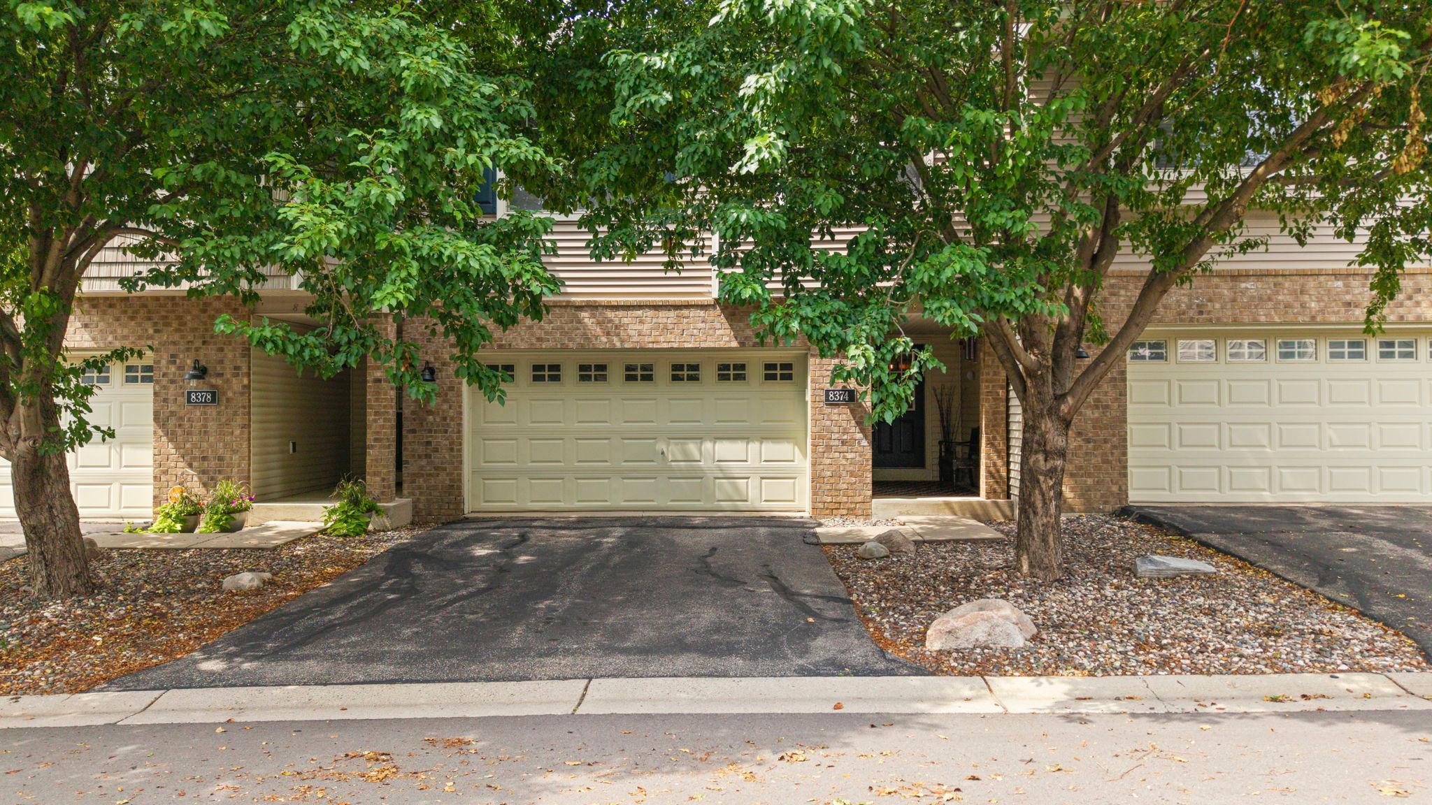 8374 Cedarview Cir, Savage, MN 55378