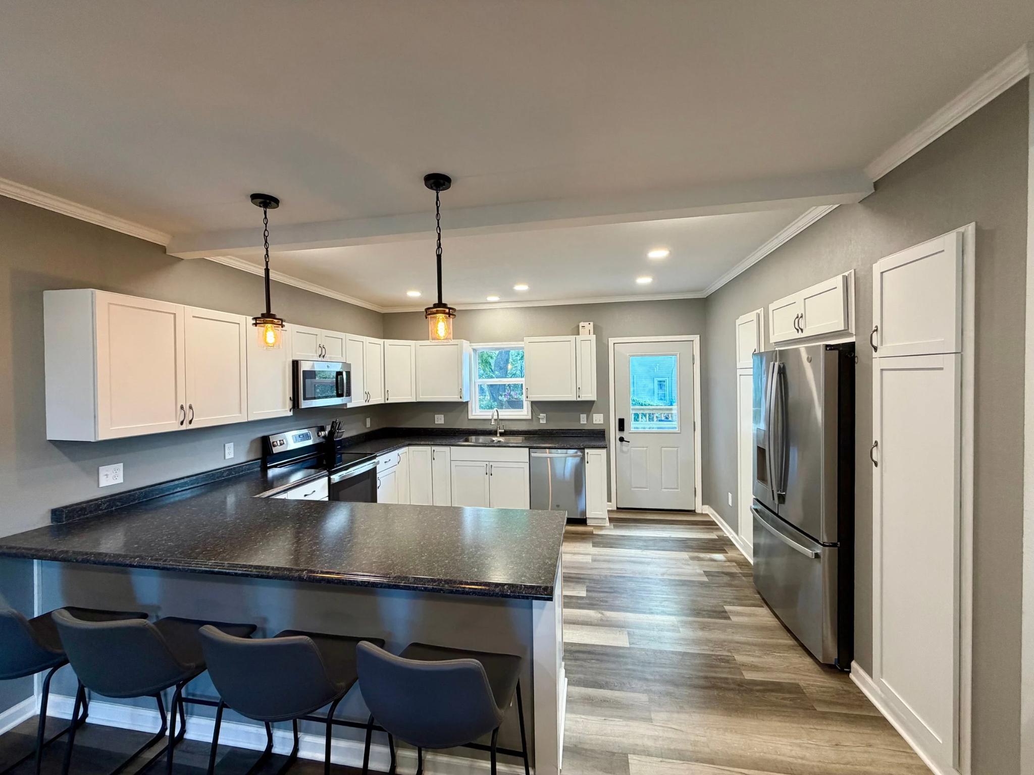 19 5th St, Cloquet, MN 55720