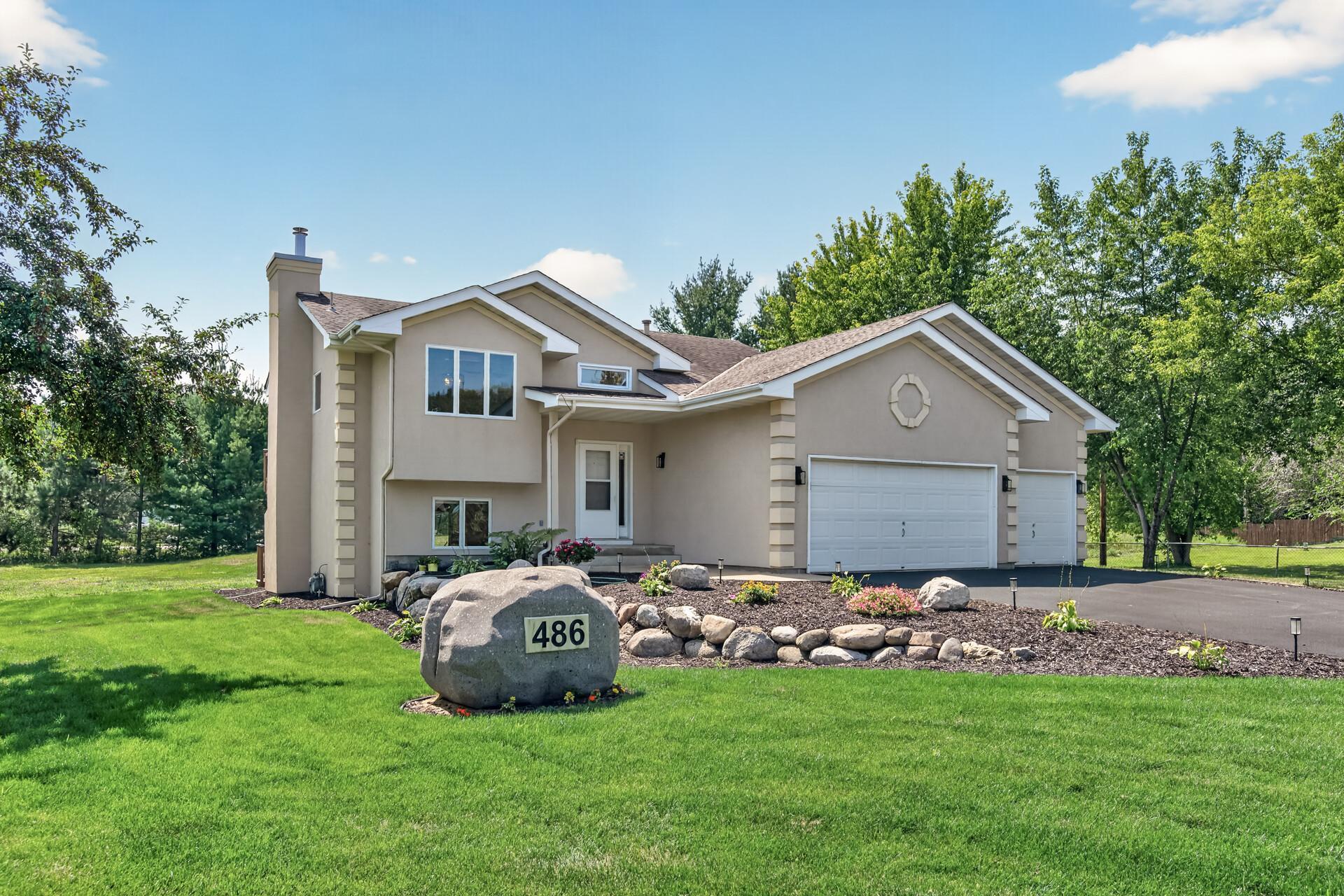 486 193rd Ln NE, Cedar, MN 55011