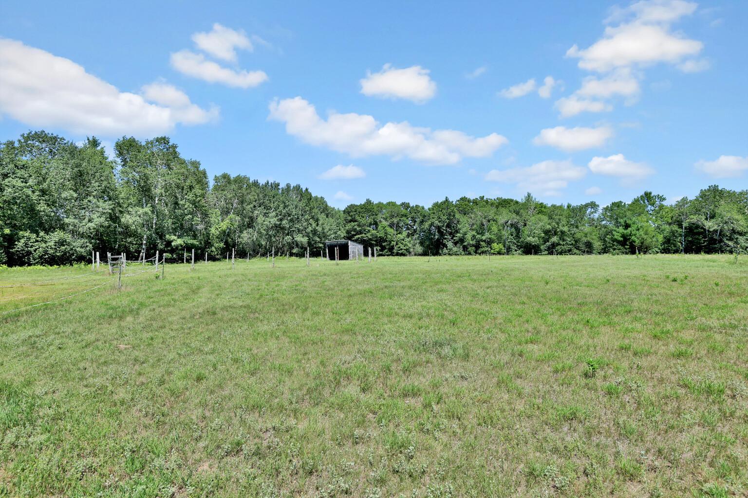 22513 Sunrise Rd NE, Stacy, MN 55079