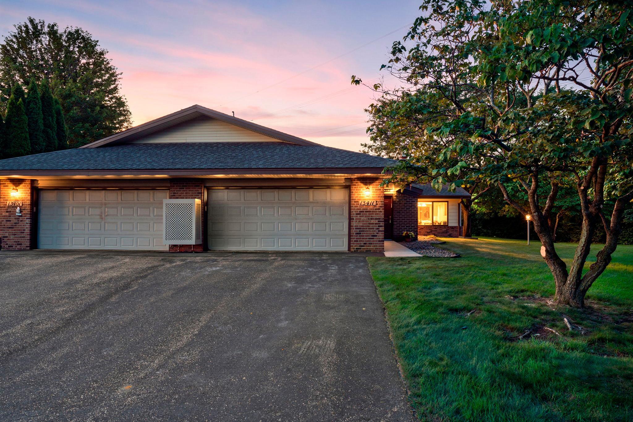 13411 Pepperwood Cir, Minnetonka, MN 55305