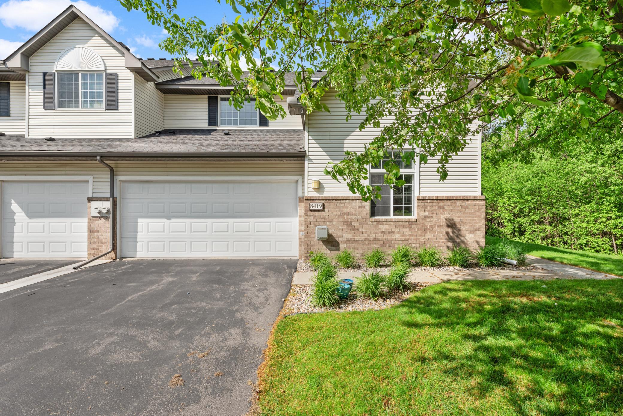 8419 Cortland Rd, Eden Prairie, MN 55344
